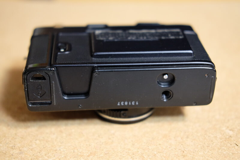 コンパクトフィルムカメラ『Konica C35 EF D』の使い方と作例