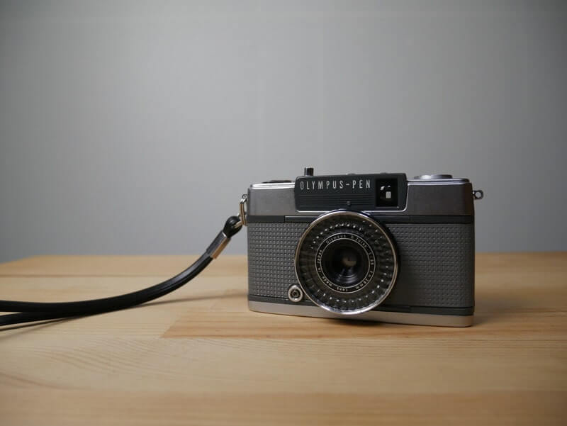 お買い得品 OLYMPUS PEN EES-2フィルムカメラ レトロカメラ オリンパス